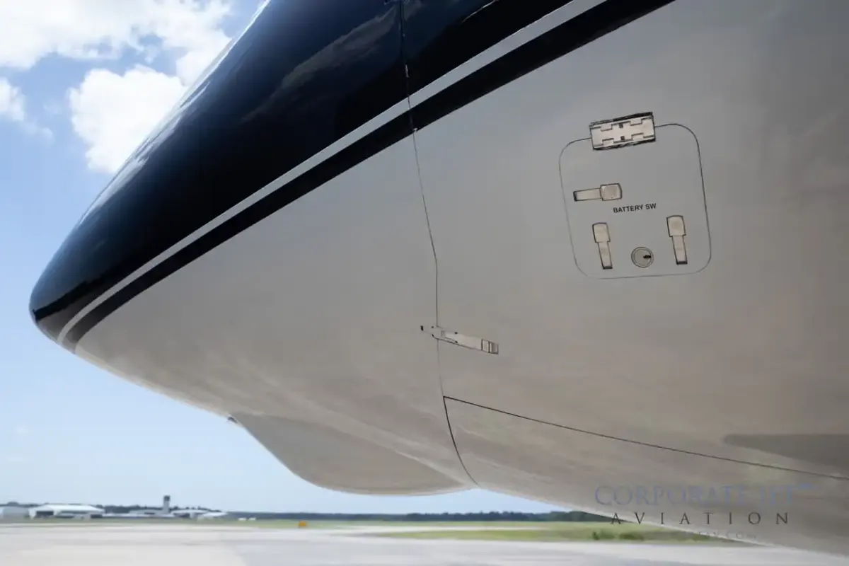 2008 Gulfstream G550 - Photo 6