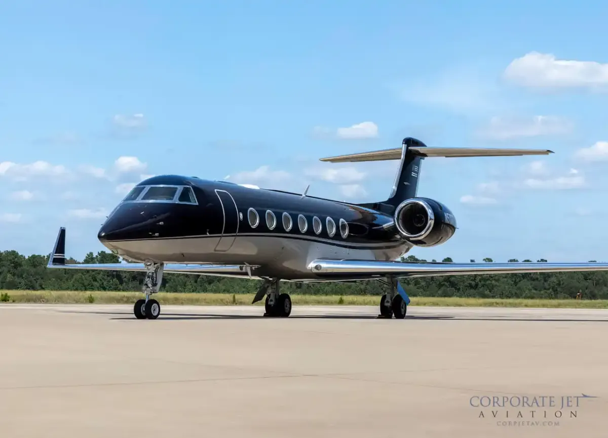 2008 Gulfstream G550 - Photo 8