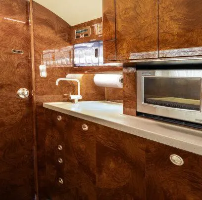 2004 Gulfstream G550 - Photo 4