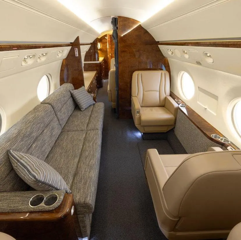 2004 Gulfstream G550 - Photo 7