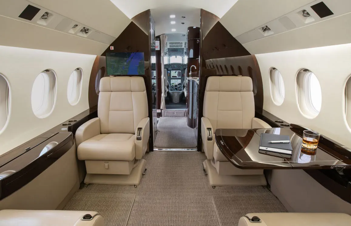 2014 Dassault Falcon 2000LXS - Photo 24