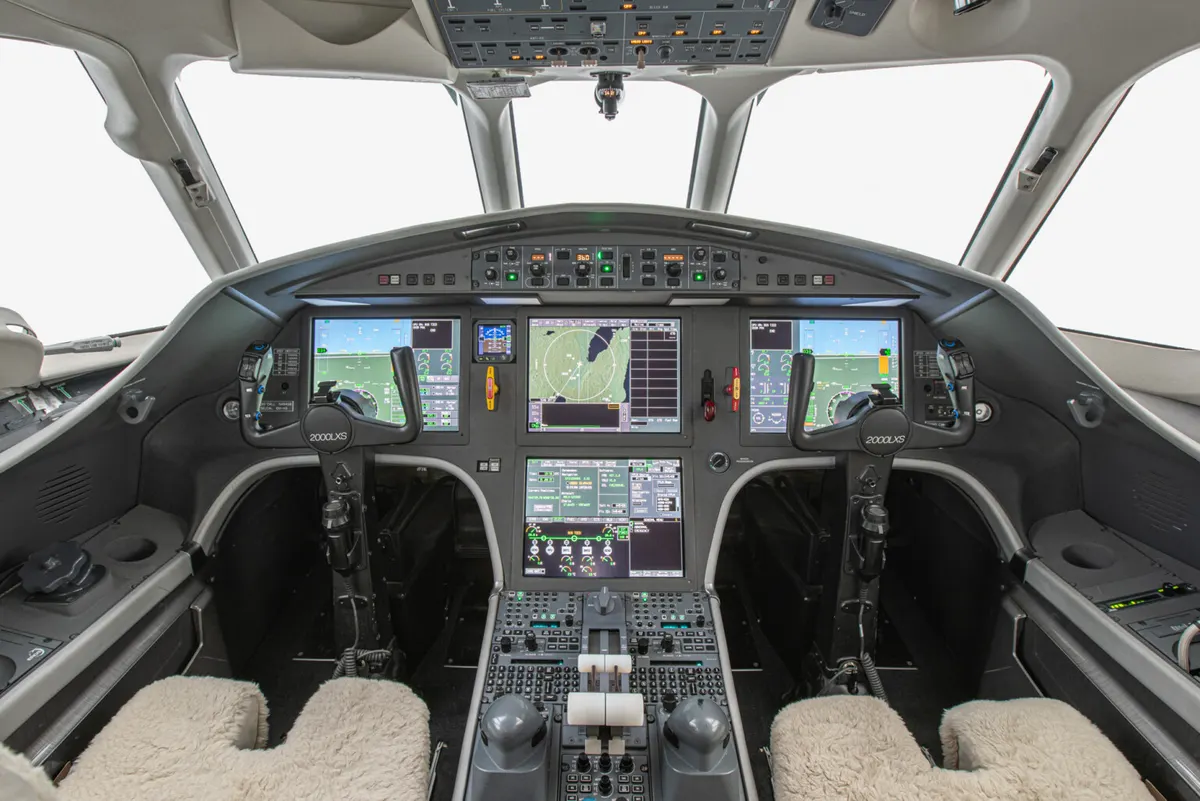 2014 Dassault Falcon 2000LXS - Photo 5